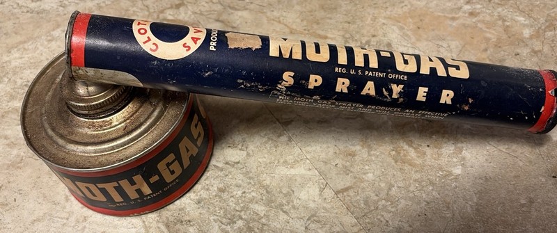 Moth-Gas Sprayer