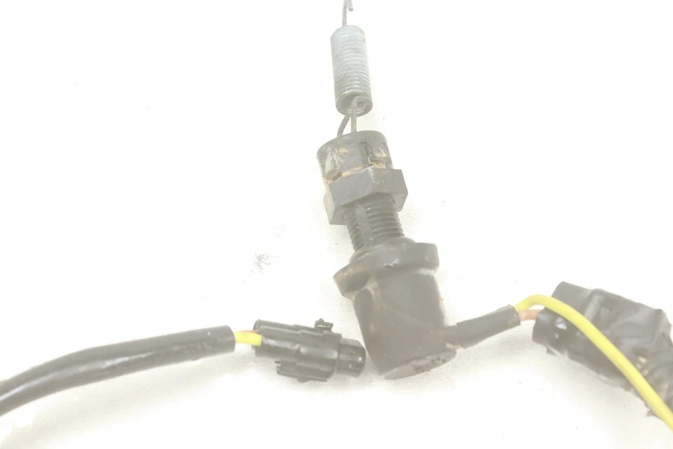 Yamaha Rhino 450 08 Brake Light Switch 4KB-82530-10-00 52574 - Imagem 2 de 2