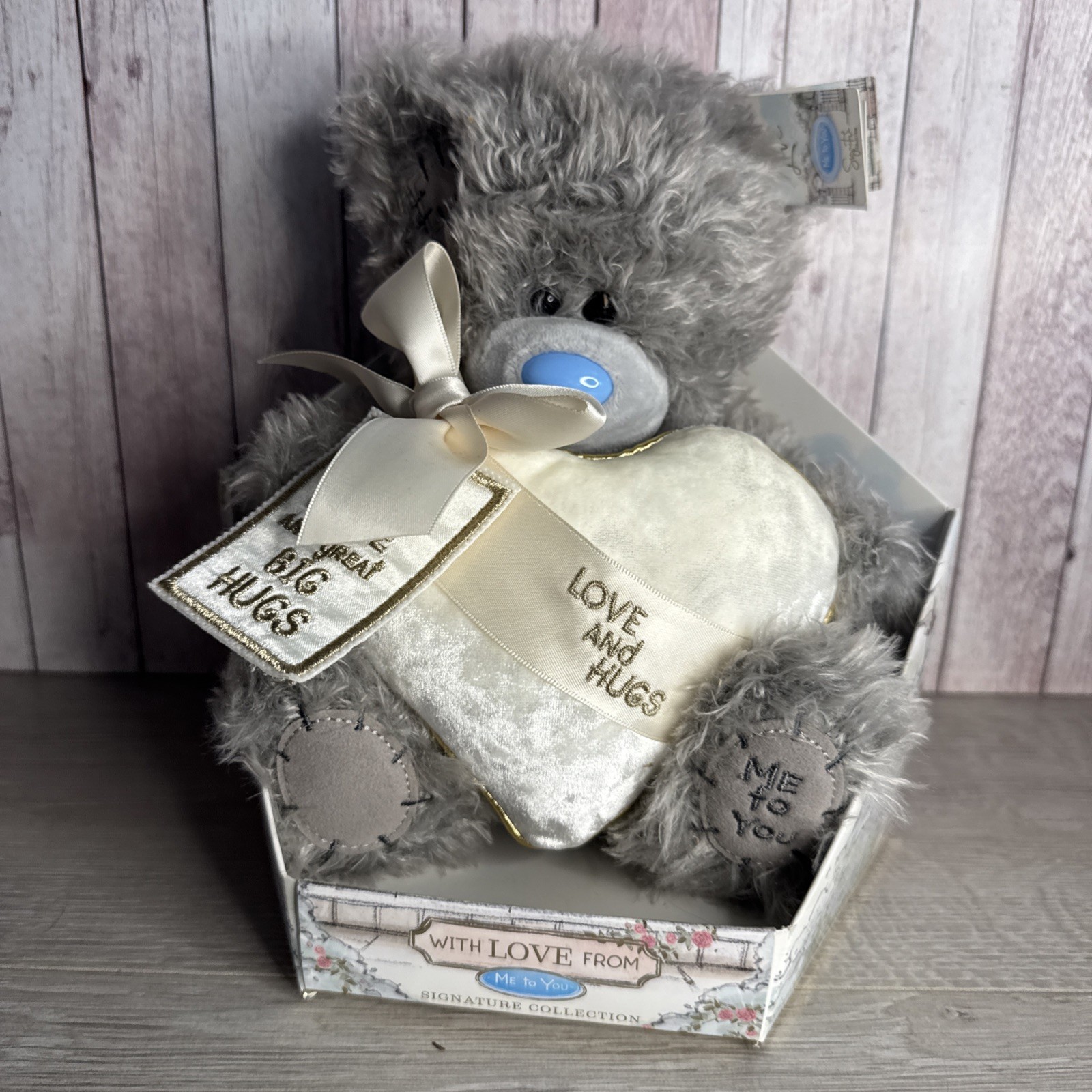 Me to You ~ Tatty Teddy Cute Plush Love & Hugs Bear 19cm-High