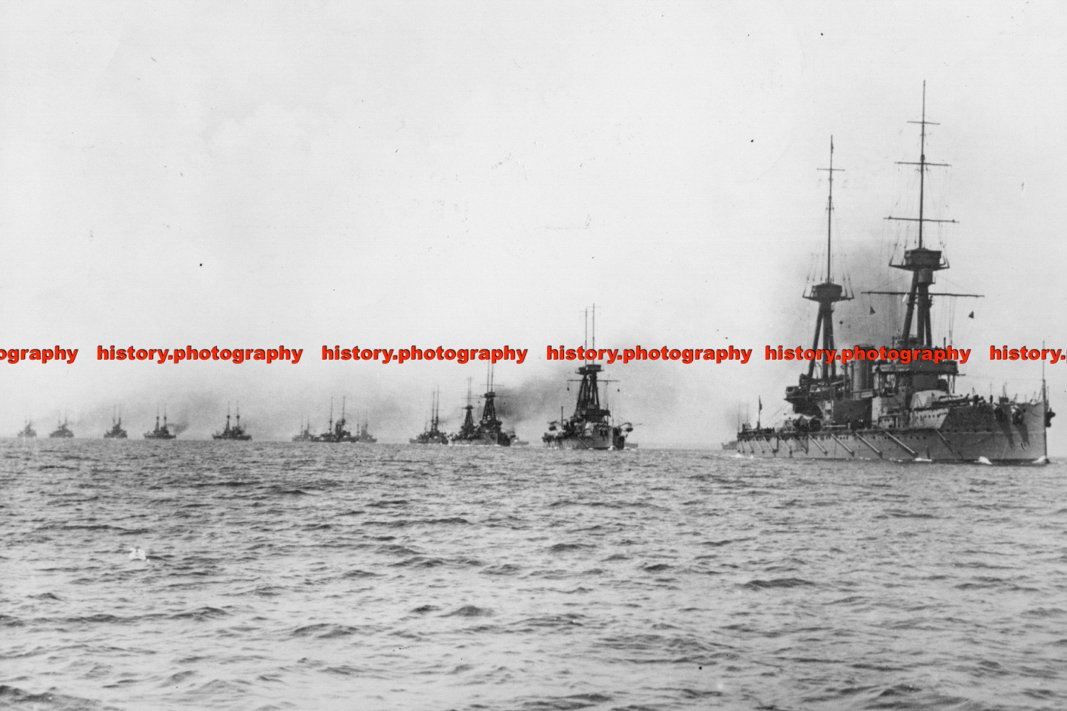 F008152 HMS Neptune and British Fleet Solent 1911