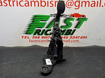 KUPPLUNGSPEDAL PEUGEOT 208 II 1.2B HM05 2022 9824263080