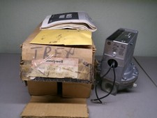 HONEYWELL V88A1659 3/4" diaphragm GAS VALVE