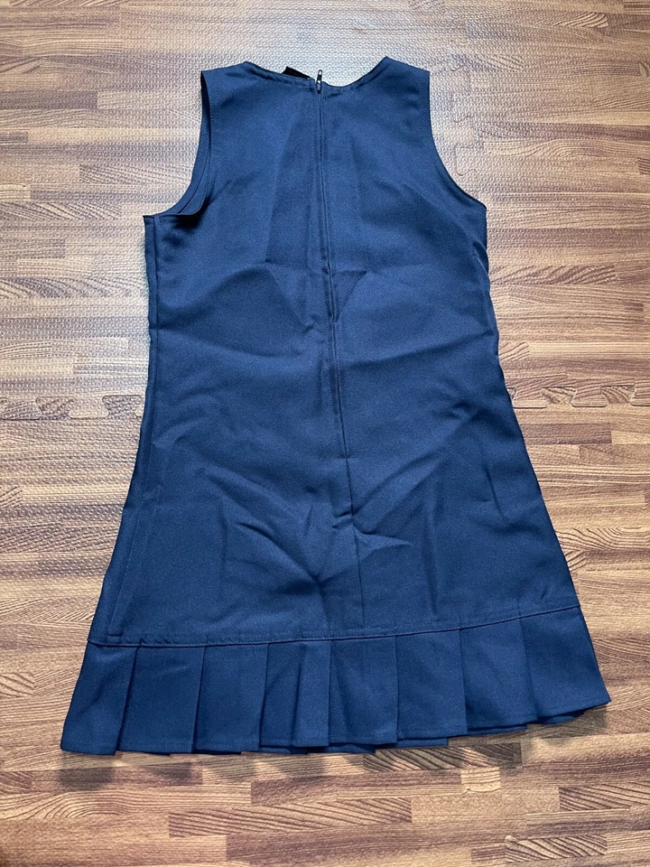 U.S. Polo Assn. Vestido sin mangas Uniform Division para niñas azul talla 6X Foto 2 de 4