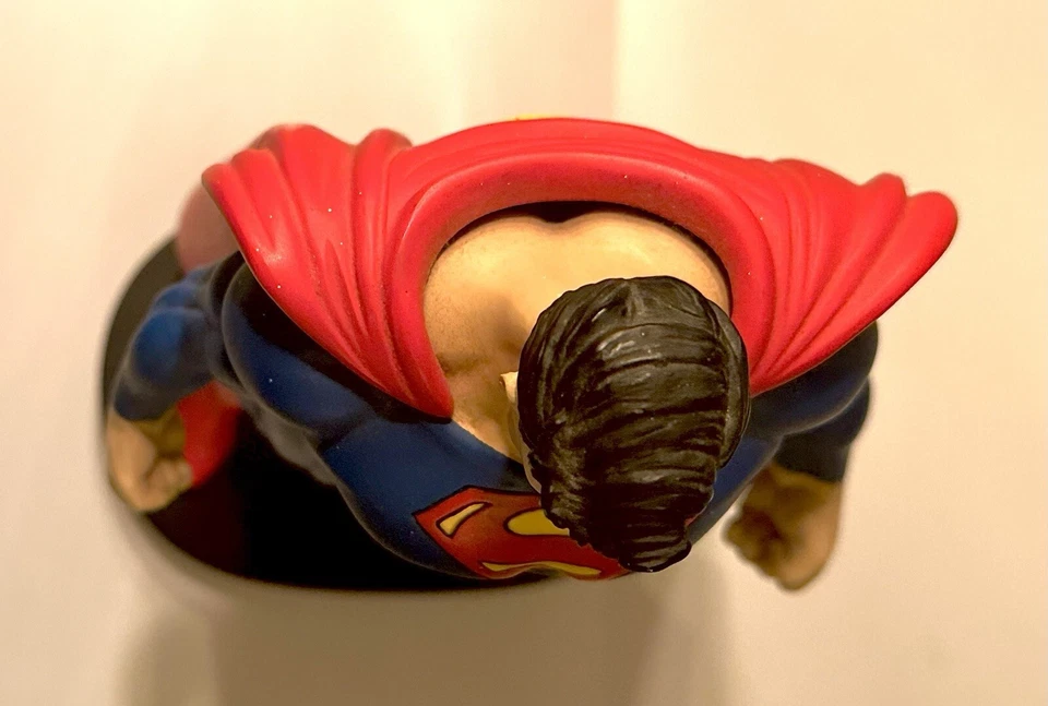 SUPERMAN Warner Bros Studio Store Exclusivo 1999 12" Estatua Posada Sin Caja Foto 4 de 4