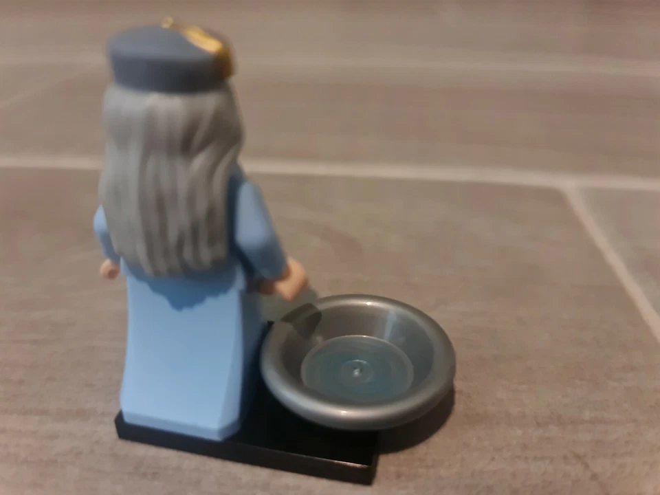 Lego Albus Dumbledore 71022 Harry Potter Serie Animales Fantásticos Minifigura Foto 4 de 4