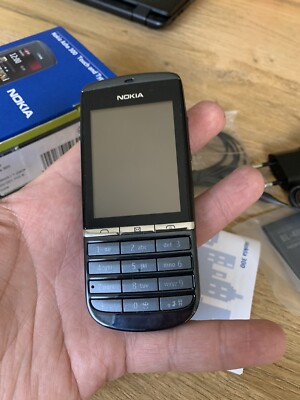 Nokia  Asha 300 - Graphite (Ohne Simlock) 100% Original!!!! Top Zustand !!