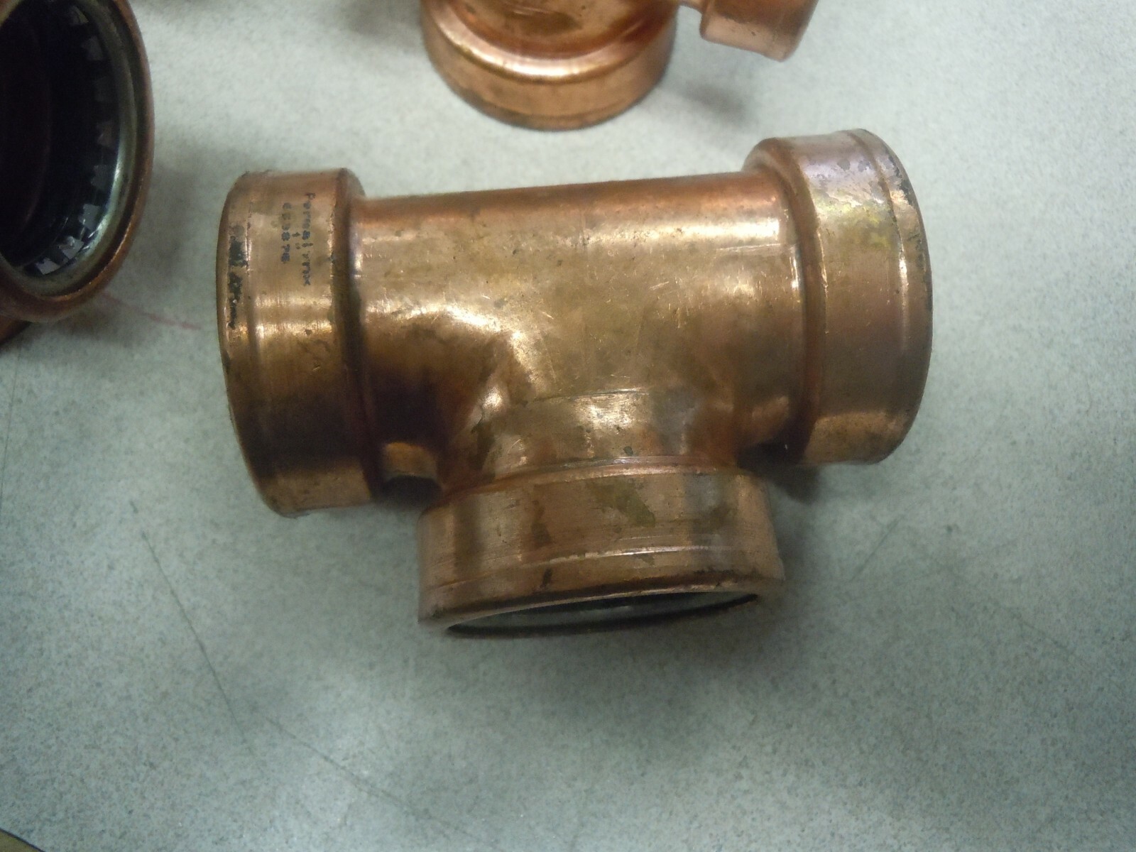 PL-611 1" Wrot Copper PL x PL x PL Push-to-Connect Pipe Tee. Lot of 5