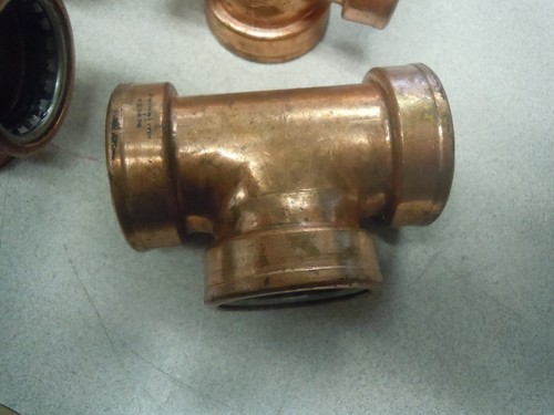 PL-611 1" Wrot Copper PL x PL x PL Push-to-Connect Pipe Tee. Lot of 5