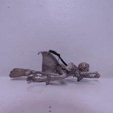 Hallmark Keepsake Ornament ~Harry Potter Pewter 2000 Quidditch Flying on Broom