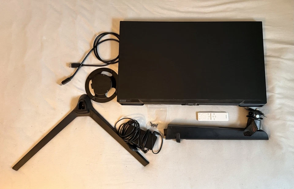 Samsung Odyssey G70B Gaming Monitor 28Zoll 144Hz 4K Ultra HD