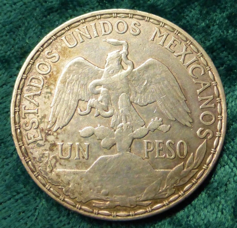 México 1910 Un 1 Peso Caballito y Jinete (Moneda de Plata Libertad Tamaño Corona) Foto 2 de 4