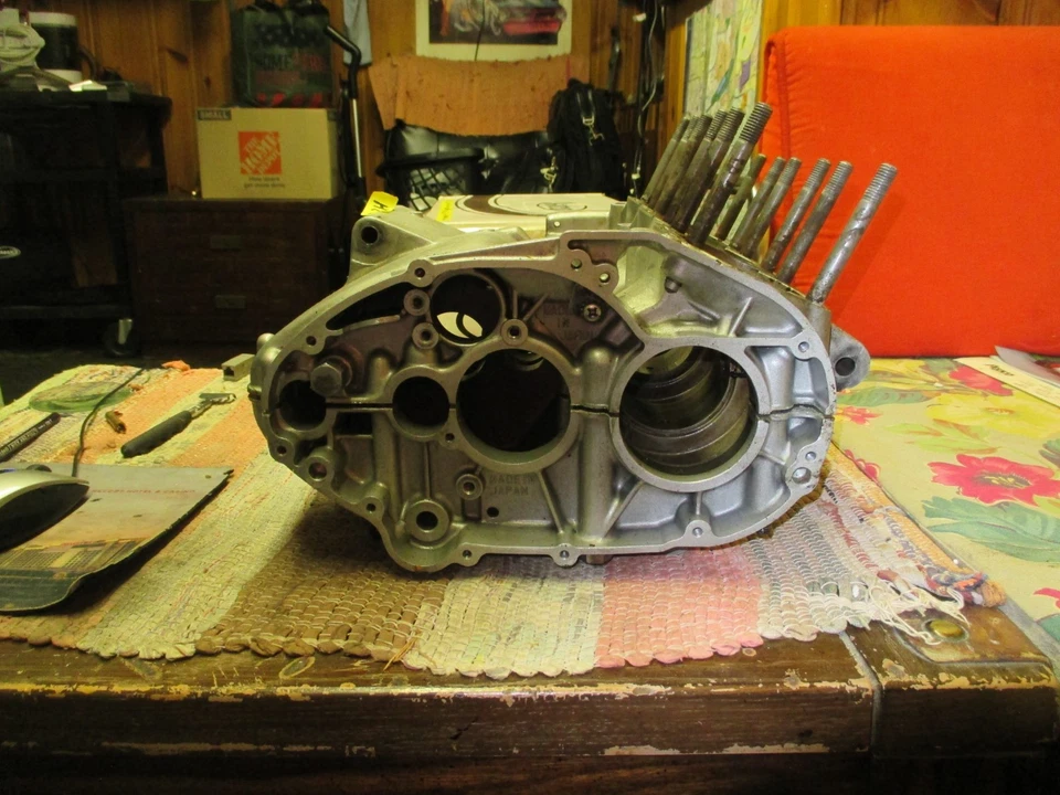 Kawasaki H2 750 Original H2B|C Engine Cases - Image 4 of 4