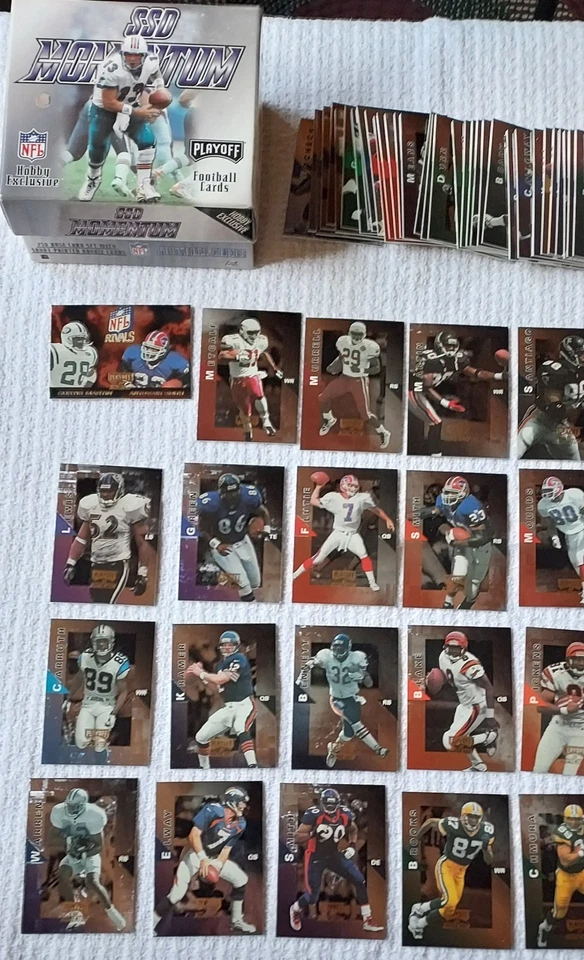 1998 Playoff Momentum SSD Hobby NFL 70 Card Lot HOFers, Sanders, Smith, Faulk - Image 2 of 4