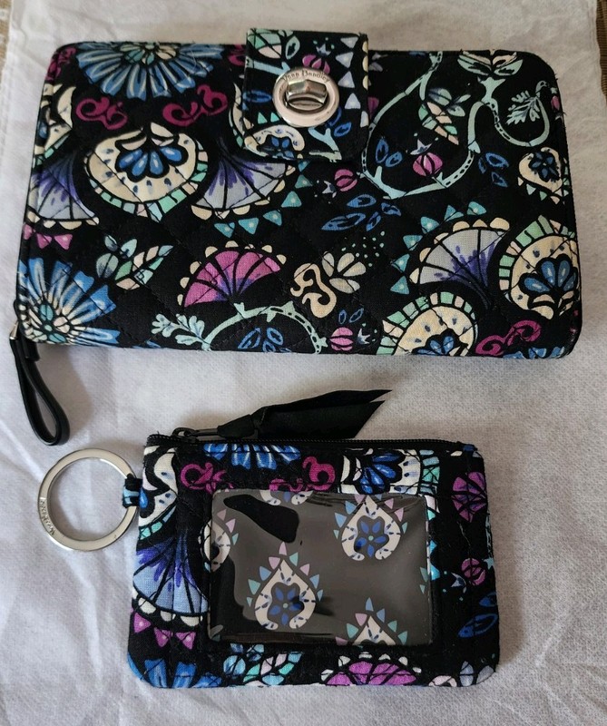 Vera Bradley Large Zip Around Wallet & Small ID Key Chain Set in Fan Flowers 