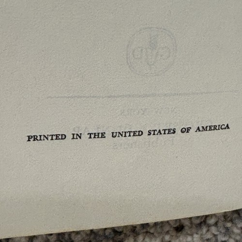 1948 Edition B Volume 2 of Compton's Pictured Encyclopedia and Fact-Index - Picture 7 of 11