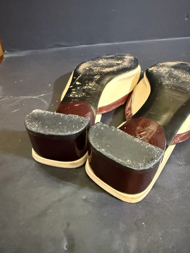 Miu Miu Vintage Clásico Minimalista Diseñador Dinero Antiguo Lujo Cuero Mula 39 Foto 2 de 4