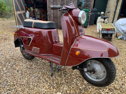 1973 Tula Turist Electric start Scooter, As seen on TV, not Vespa Lambretta - Picture 1 of 7