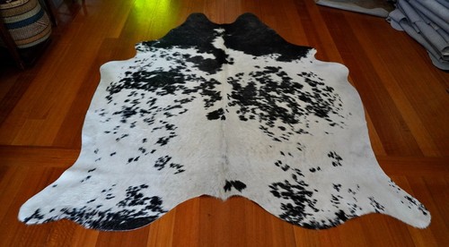 A Beautiful Heavy Salt & Pepper Speckle Park Cowhide Rug - Foto 7 di 7