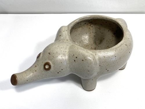 Vintage 1970s David Stewart LIONS VALLEY STONEWARE Elephant Mini Retro Planter - Picture 3 of 12