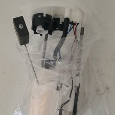 170405ee0a. Genuine Nissan Fuel Pump For Nissan Versa 170405ee0a. Genuine Nissan Fuel Pump For Nissan Versa