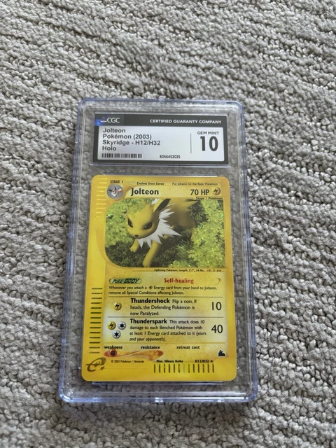 CGC 10 Jolteon H12/H32 (Skyridge)(2003) Holo English