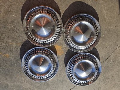 4 Original Triumph Spitfire ''Air Flow'' Turbine Dealer Option 60's Wheel Covers