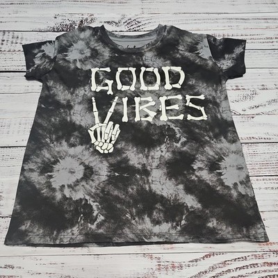 NWOT Weekend Warrior Good Vibes Tie Dye Skeleton T-Shirt Women's Medium New