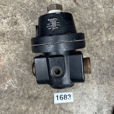 NORGREN 11-042-008  PILOT OPERATED REGULATOR  1'' PTF  300SCFM  11 SERIES