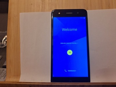 Handy ZTE BLADE V7 lite grau ohne Simlock Smartphone