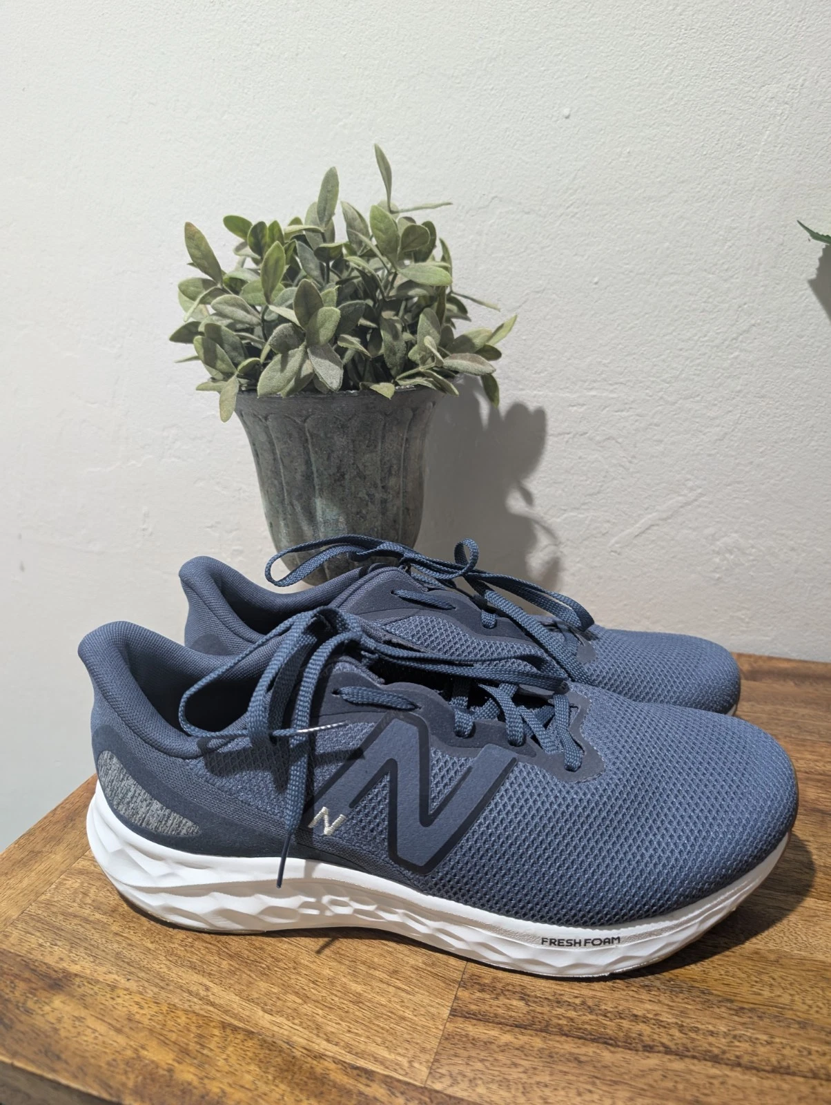 New Balance Uomo Fresh Foam Arishi v4 Sneaker Indigo Natural 10.5 4E