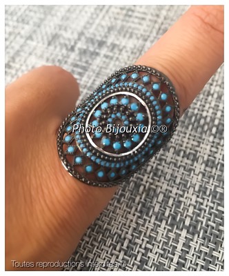 BELLE GROSSE BAGUE ARGENT massif 925 vermeil et cristaux taillés .Taille 54 EUR 85,00 - FR