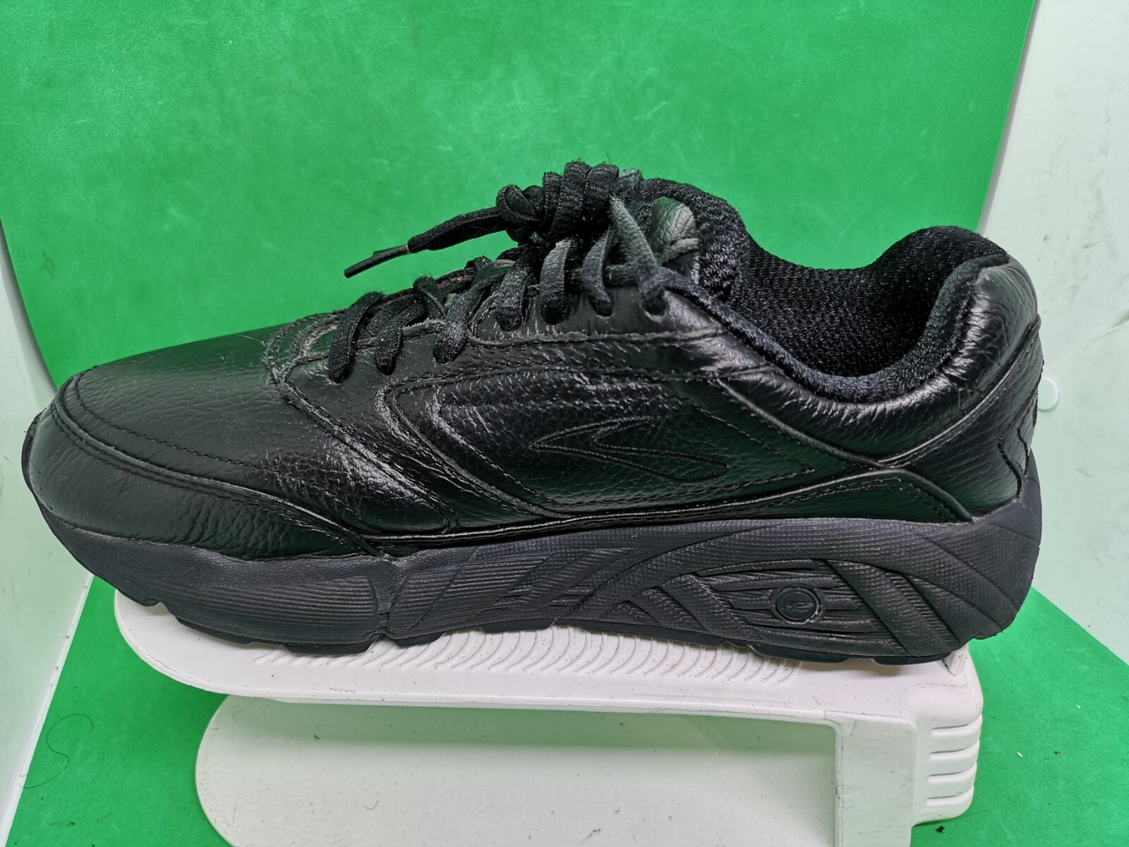 Brooks Women’s Addiction Walker 1200321B001 Black Leather Running Shoes