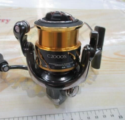 Shimano 20 Twin Power C2000S Spinning Reel 5.1 Gear Used from