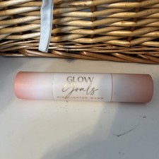 L.W.Y.A glow Goals highlighter wand