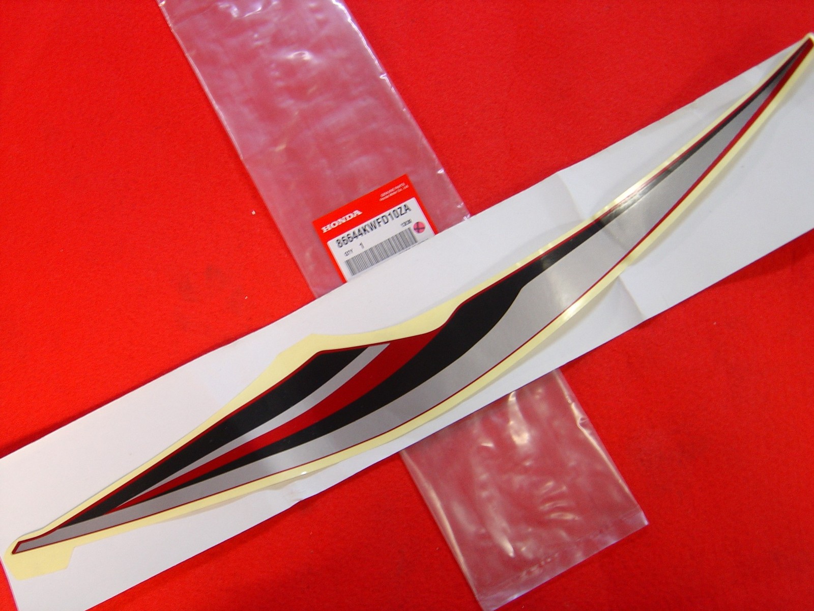 Autocollant haut de gamme auvent avant gauche CBF125 2013 vinyle