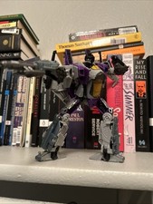 Transformers Bumblebee Studio Series 113 SKYW...