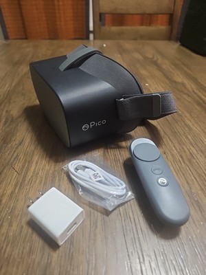 Pico G2 4K VR Headset w/ Controller  New No Box Charger Included 