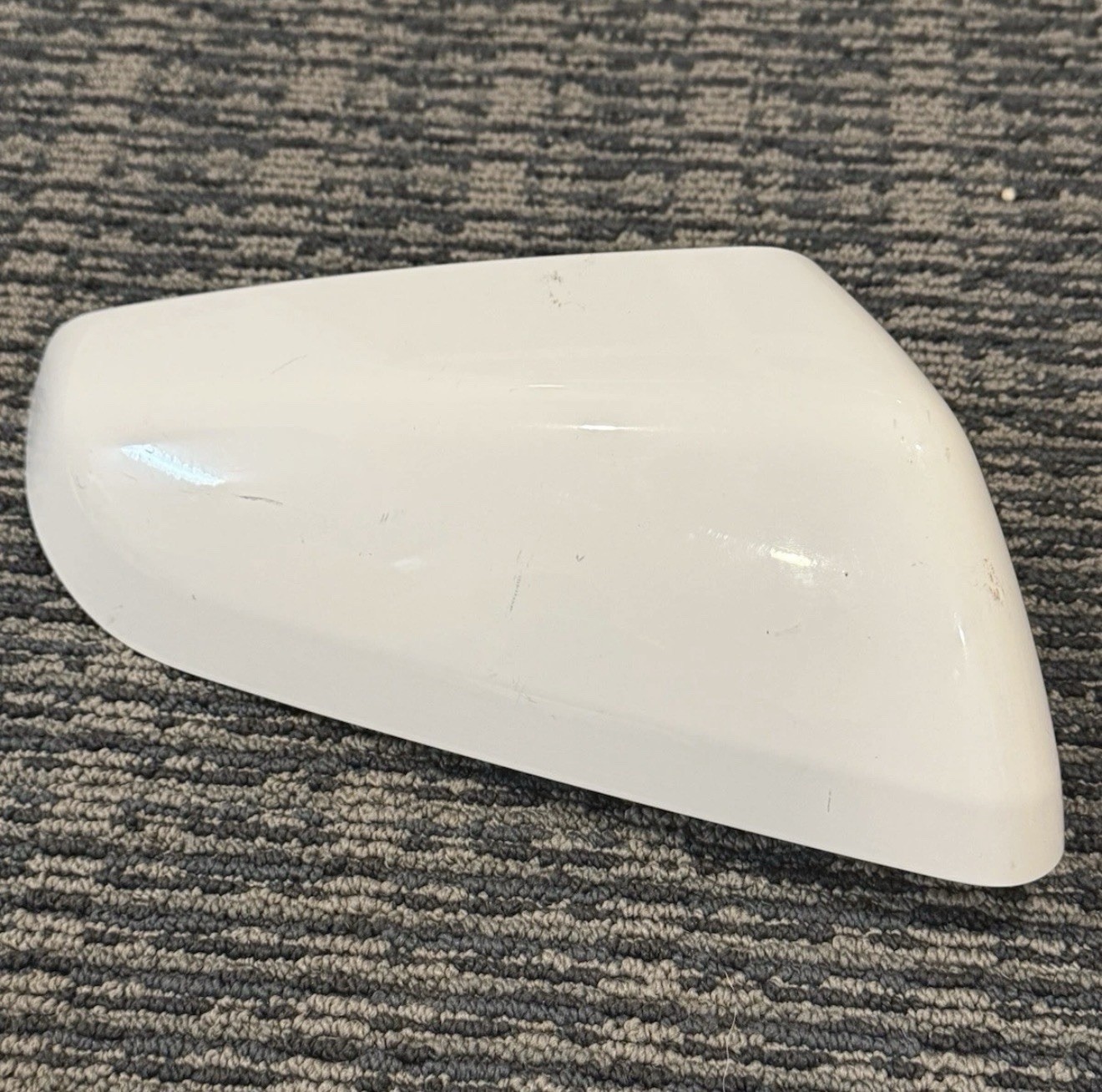 2018-23 Chevrolet Equinox GMC Terrain Passenger Side Mirror Cover White