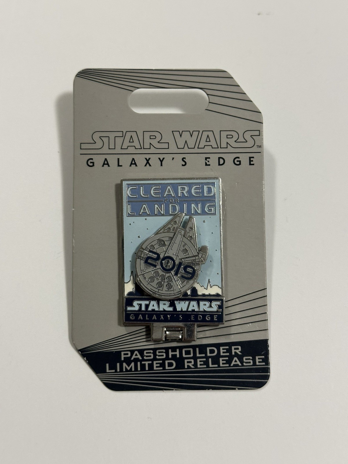 Disney Star Wars 2019 Galaxy’s Edge Millennium Falcon Cleared For Landing AP Pin