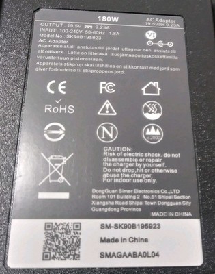 SK90B195923 Universal 180W AC Adapter 100-240v 50-60hz 1.8A Output  19.5v-9.23A