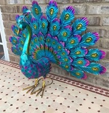 Bunter Pfau Deko-Skulptur Türkis-lila Garten Figur Tierfigur Statue