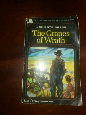 Book: The Grapes of Wrath by John Steinbeck: GoodA Viking Compass Book 1967