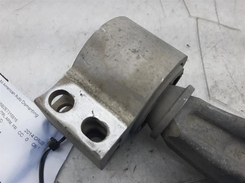 Driver Left Lower Control Arm Front 12-17 BUICK VERANO 13463244 - Изображение 4 из 4