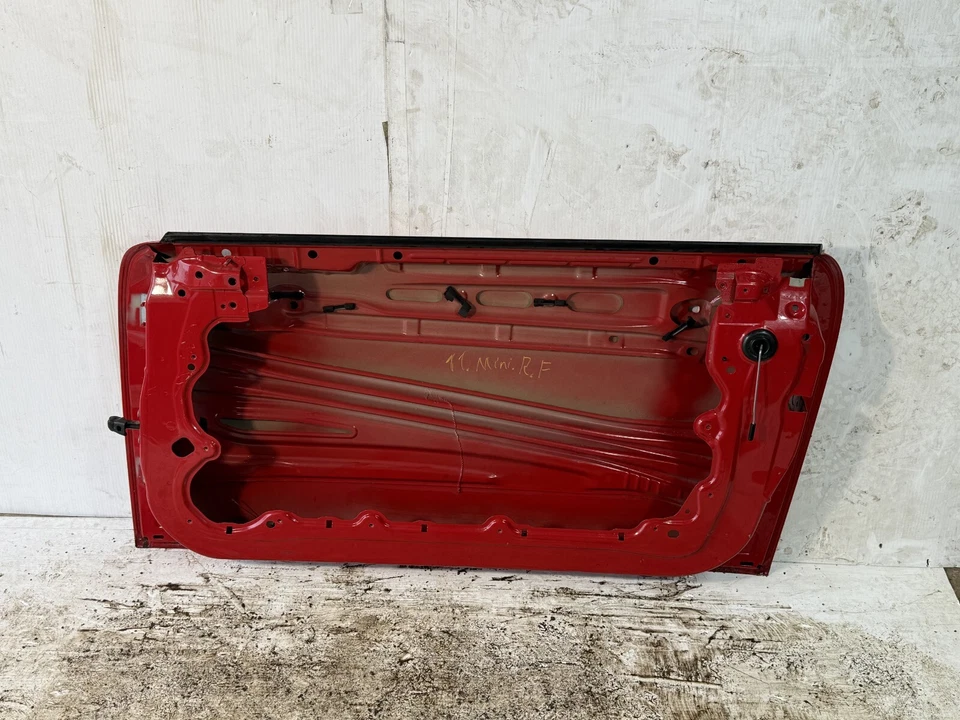 2008-2014 Mini Cooper S Front Right Passenger Side Door Shell Panel OEM. Foto 3 de 4