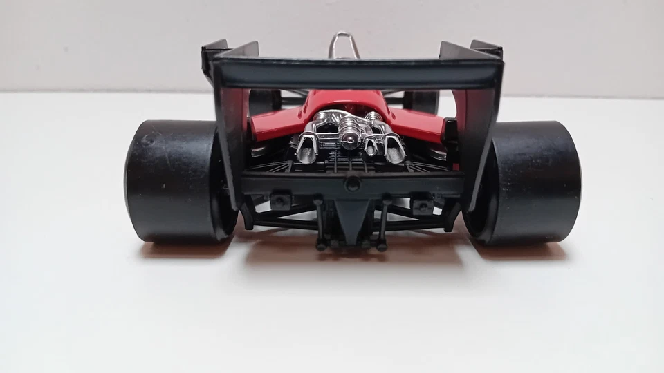 Burago Ferrari 126 C4 Scala 1:24 #27 M. Alboreto - Immagine 4 di 4