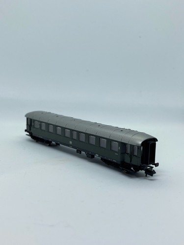 N Scale Roco 24390 Train Car 1/2nd Class Original Box - Picture 7 of 10