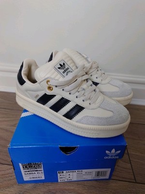 Adidas Samba XLG weiß schwarz Turnschuhe Größe UK 4 mit Karton klobige Zunge 