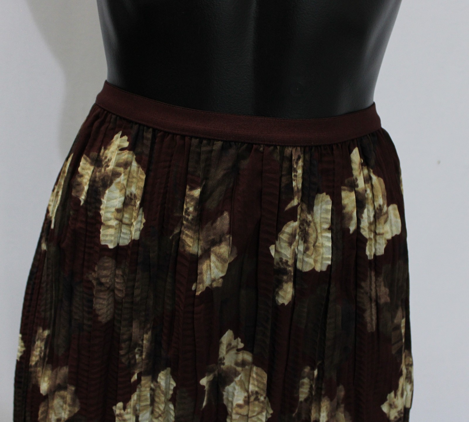 Grade & Gather Women's Light Floral Printed Maxi Skirt EJ3 Burgundy Small