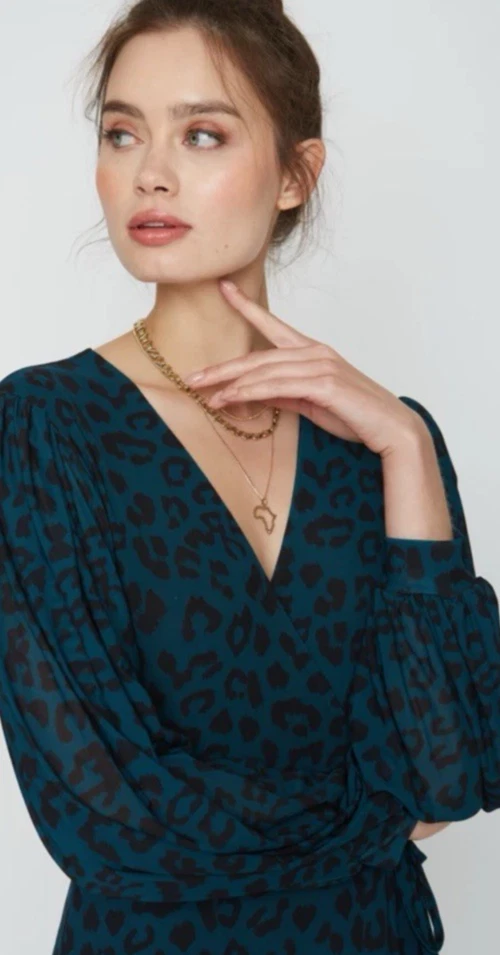 Caballero Moon Maxi Dress Medium Wrap Long Green Black Vneck Flowy Boho Leopard - Image 3 of 4