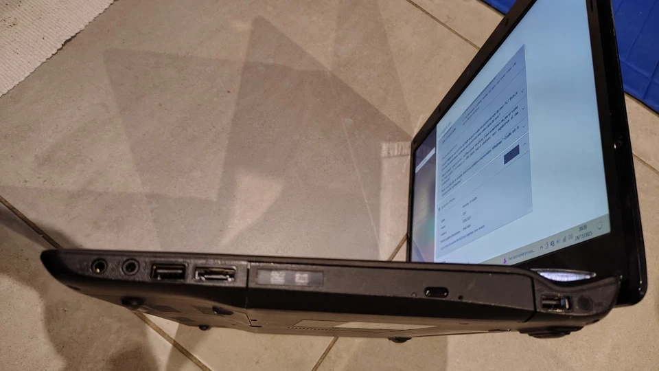 ASUS N61VG - Ram 8Go / HDD 750Go / 16 " / Windows 10 - Photo 2/4